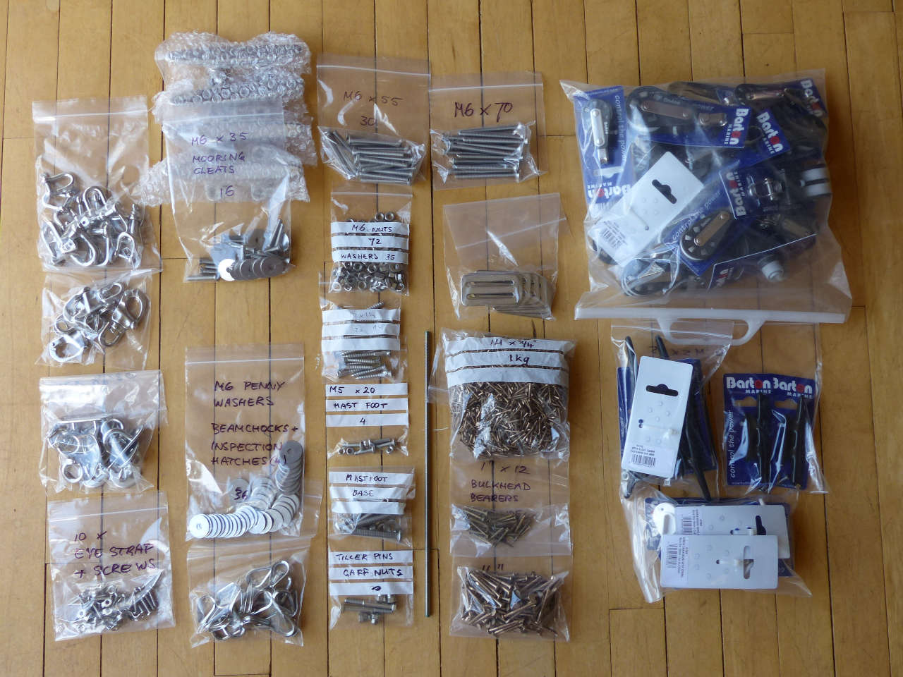Bags of fittings and ropes