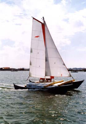 Tiki 21 sailing