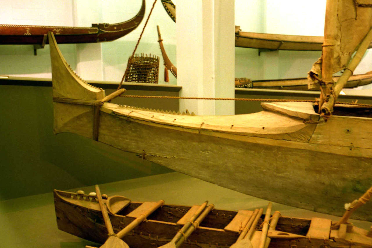 Bow of an outrigger canoe in a museum